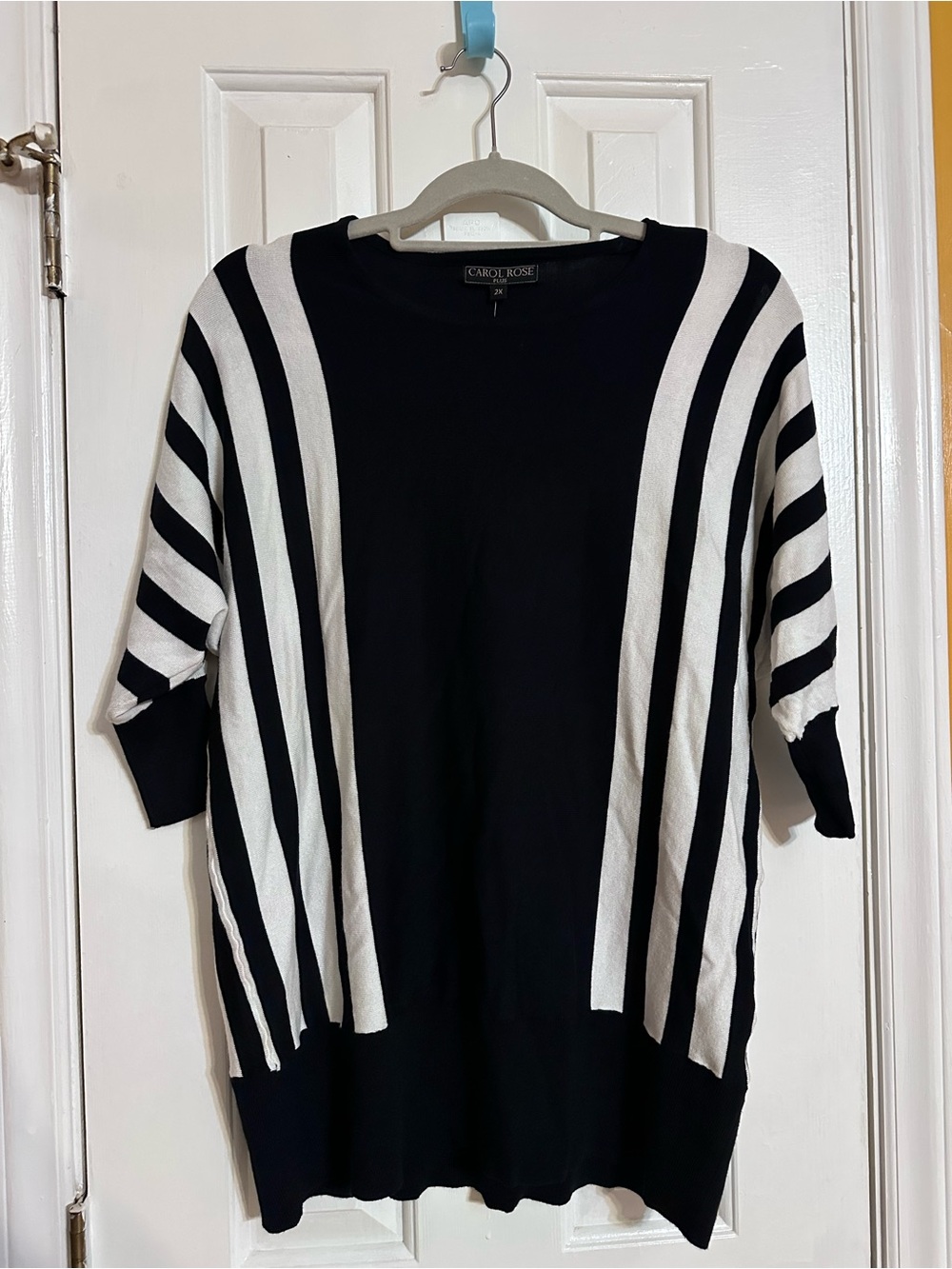 Carol Rose 2X Black & White Striped Women's Knit Top